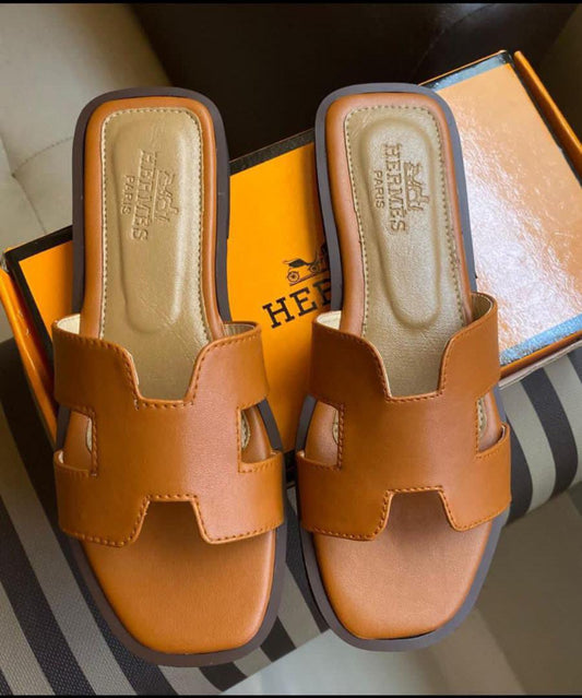 *RESTOCKED*
*HERMIES FLAT*