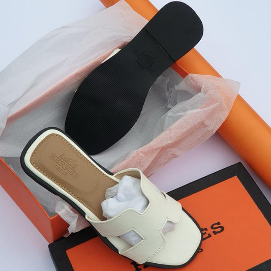*RESTOCKED*
*HERMIES FLAT*